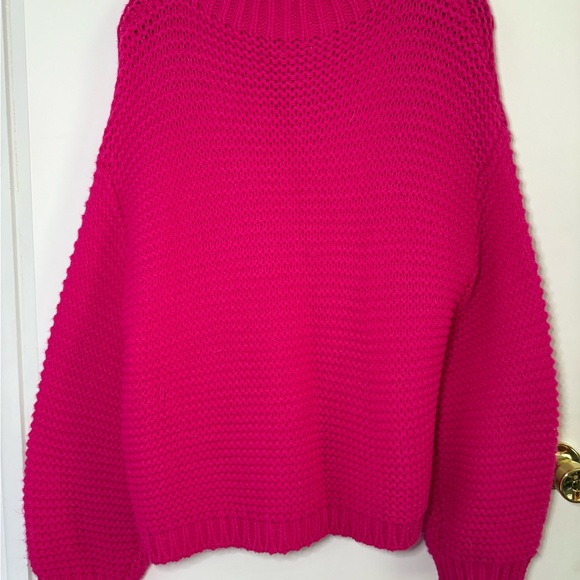 Tobi Mockneck Sweater - Picture 4 of 5
